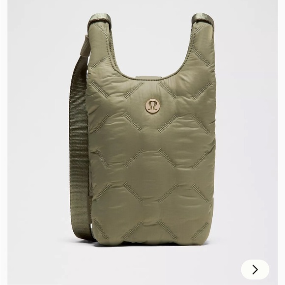 Lululemon Quilty Pleasures Phone Crossbody - Picture 3 of 4